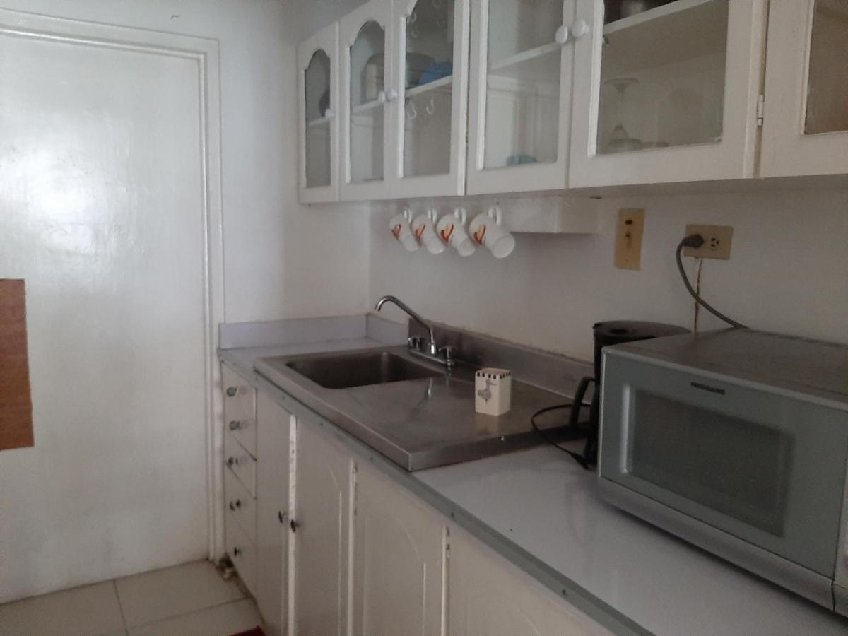 Beach Condos -Montego Bay Club Beach Resort Екстер'єр фото
