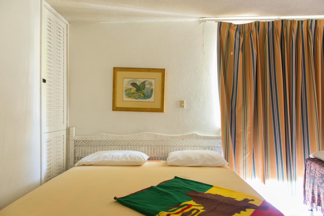 Beach Condos -Montego Bay Club Beach Resort Екстер'єр фото